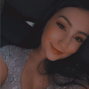 Meet your Posher, Cara